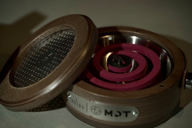 MOT(モーメントオブトゥルース) Wood Smoker