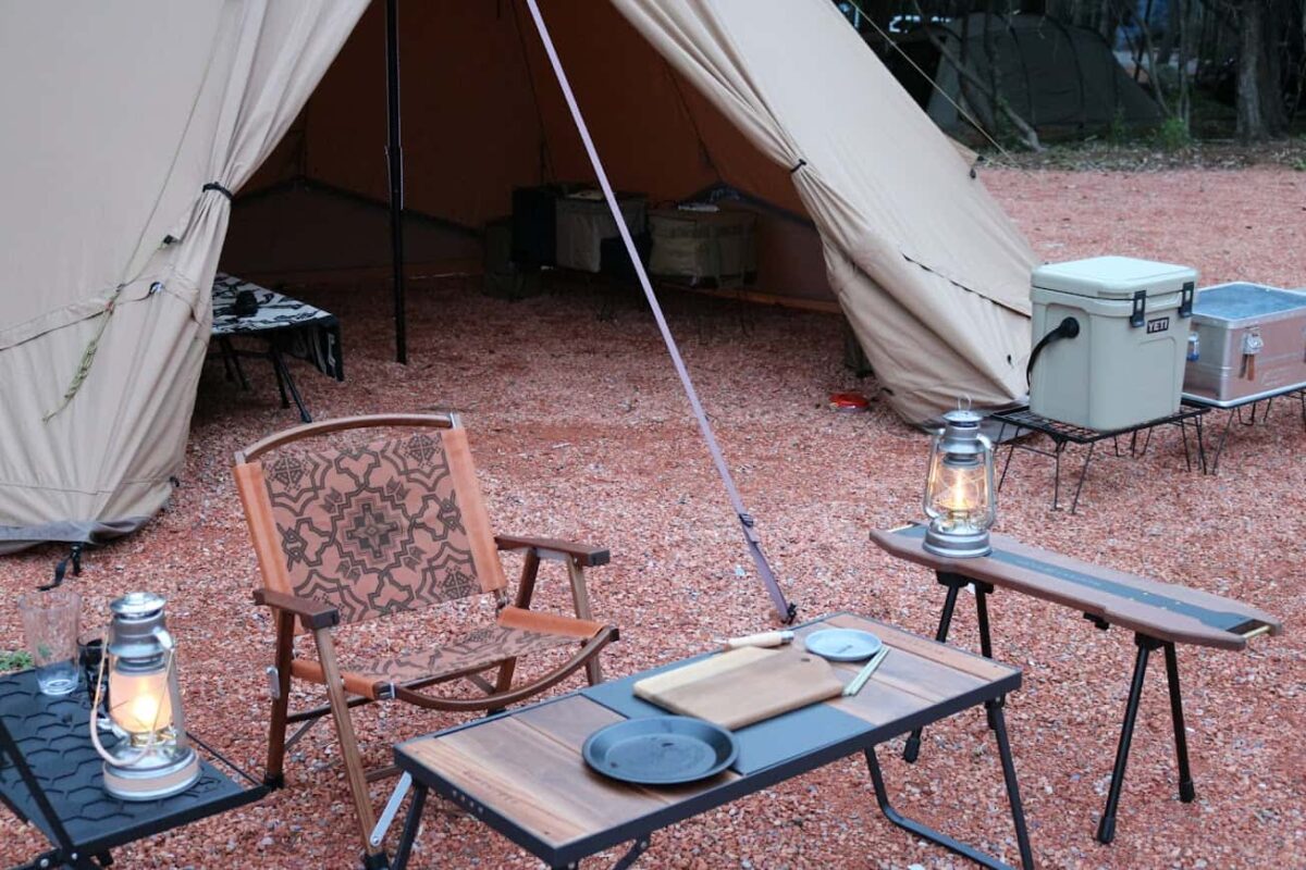 old mountain カスタムチェア　セット　キャンプ カーミットチェアのカスタム！「HIJIRAKU」の取り付け方法を紹介